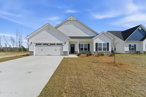 120 Sanctuary St, Jacksonville, NC 28546