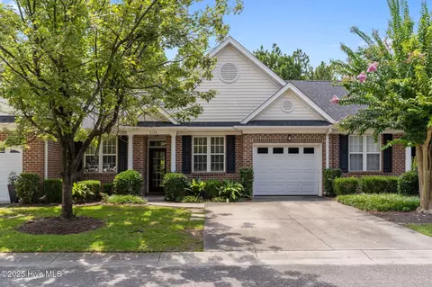5130 Christian Dr, Wilmington, NC 28403
