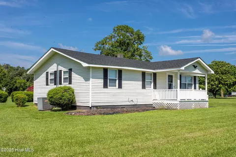 442 Woodville Rd, Hertford, NC 27944