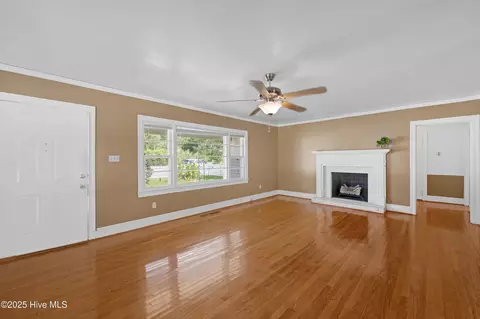 107 E Main St, Hamilton, NC 27840 photo 11