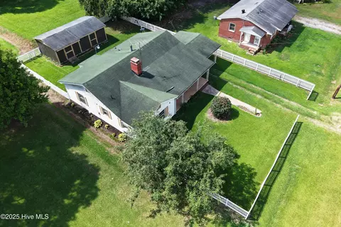 107 E Main St, Hamilton, NC 27840 photo 33