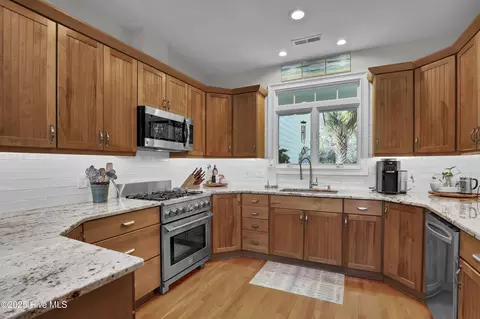 Kitchen - 112 Drake Rd, Hampstead, NC 28443 photo 1 of 4