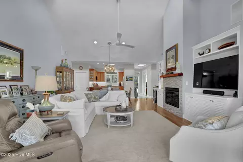 Living - 112 Drake Rd, Hampstead, NC 28443 photo 3 of 3