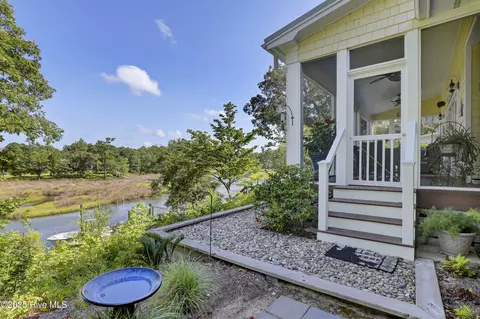 Exterior - 112 Drake Rd, Hampstead, NC 28443 photo 10 of 14