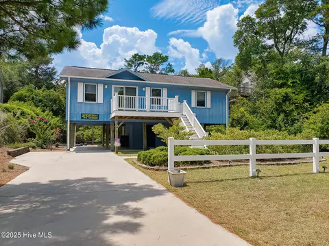 133 Doe Dr, Emerald Isle, NC 28594