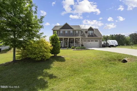 123 Hawick Ct, Zebulon, NC 27597