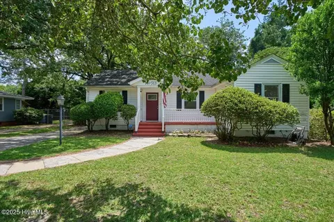 513 Vista Dr, Fayetteville, NC 28305