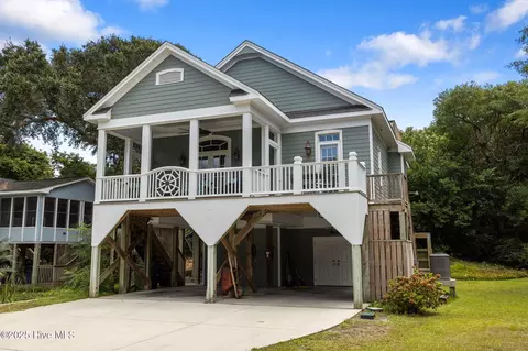1207 Timber Trl, Emerald Isle, NC 28594