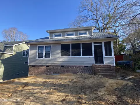 404 Summit St, Aberdeen, NC 28315