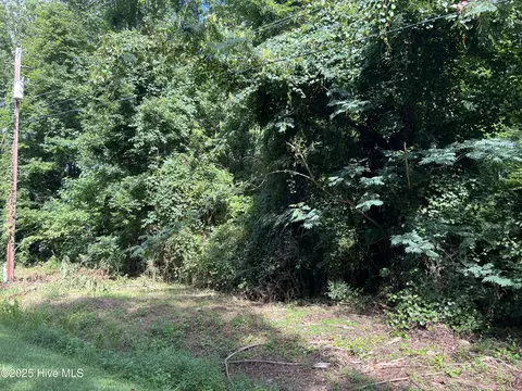 211 Colony Dr, Edenton, NC 27932