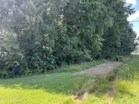 618 Soundside Rd, Edenton, NC 27932