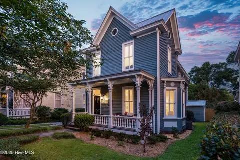 210 Nun St, Wilmington, NC 28401