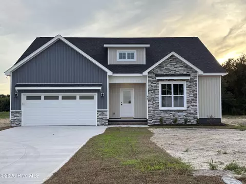 447 Newell Rd, Snow Hill, NC 28580