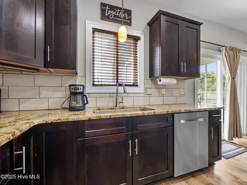 Kitchen - 100 Abaco Dr E, Cedar Point, NC 28584 photo 4 of 5