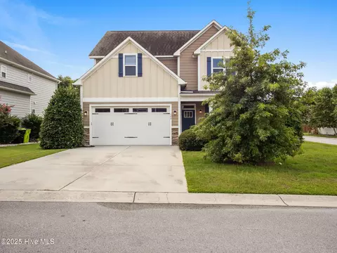 100 Abaco Dr E, Cedar Point, NC 28584