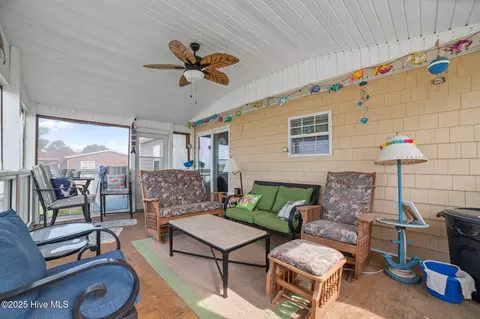 Exterior - 86 Blackbird Ln, Chocowinity, NC 27817 photo 9 of 10