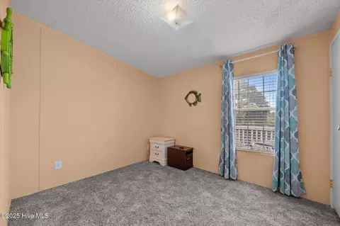 Bedroom - 86 Blackbird Ln, Chocowinity, NC 27817 photo 6 of 7
