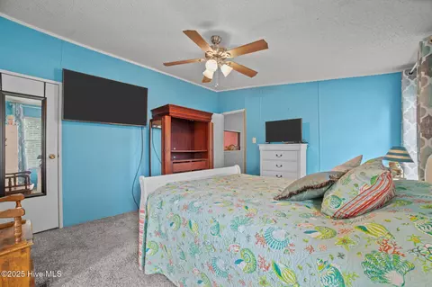 Bedroom - 86 Blackbird Ln, Chocowinity, NC 27817 photo 3 of 7