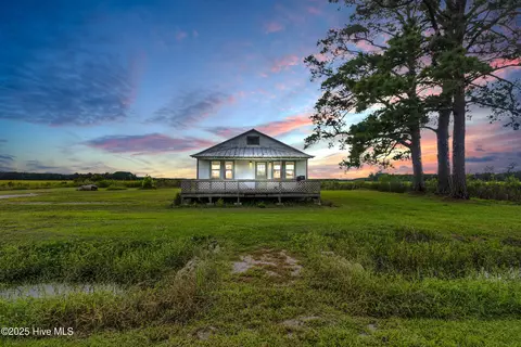 932 Whortonsville Rd, Merritt, NC 28556