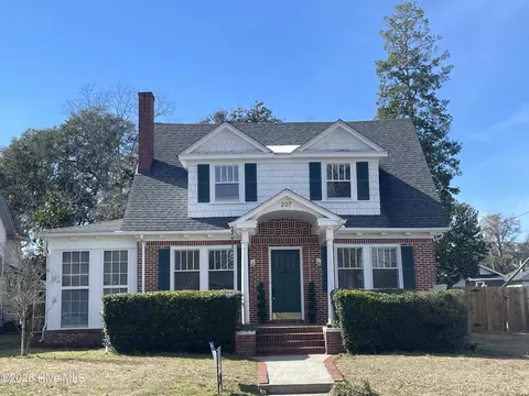 207 N 13th St, Wilmington, NC 28401