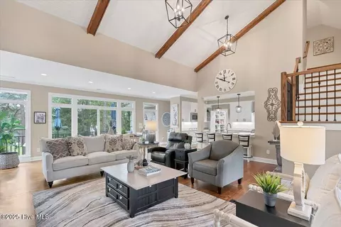 Living - 3 Riverside Ct, Pinehurst, NC 28374 photo 3 of 4