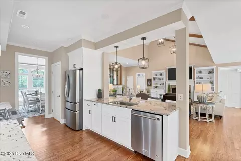 Kitchen - 3 Riverside Ct, Pinehurst, NC 28374 photo 3 of 10