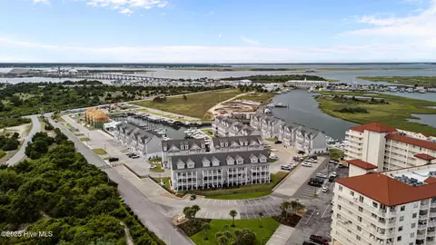 200 Olde Towne Yacht Club Dr #48, Beaufort, NC 28516