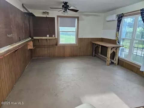 112 Live Oak St, Gloucester, NC 28528 photo 18