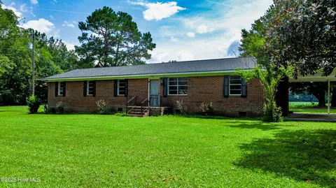 30 Cooper Loop Rd, Sunbury, NC 27979
