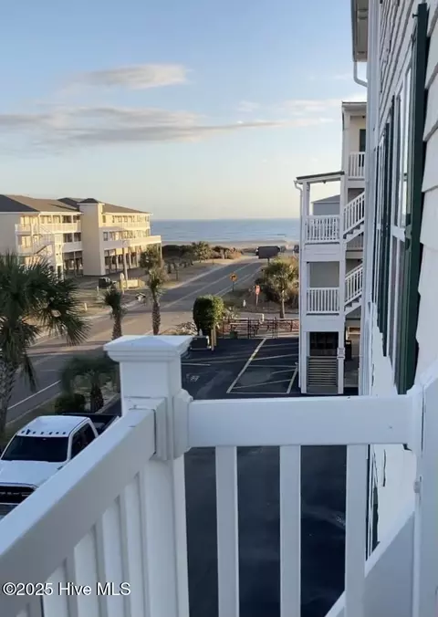 105 SE 58th St # 3203, Oak Island, NC 28465