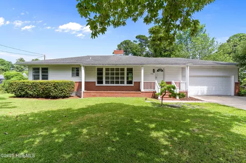 3941 Halifax Rd, Wilmington, NC 28403