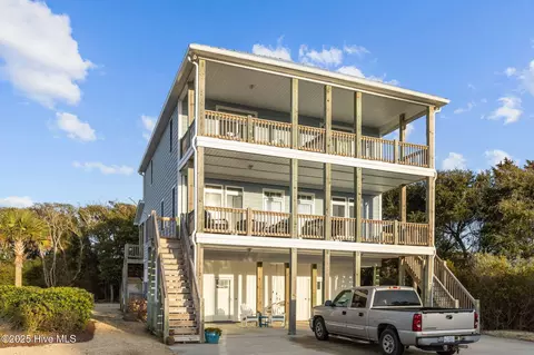 112 Lee Dr #A, Atlantic Beach, NC 28512