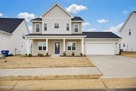208 Peeler Cir, Raeford, NC 28376