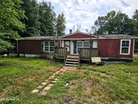 648 Arvida Spur Rd, Rocky Point, NC 28457