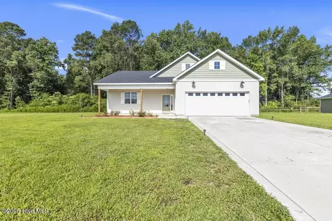 840 Bright Leaf Rd, Kinston, NC 28504
