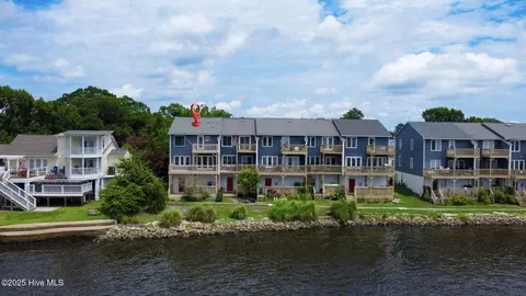 42 Eastern Shore Townhouses, Bridgeton, NC 28519