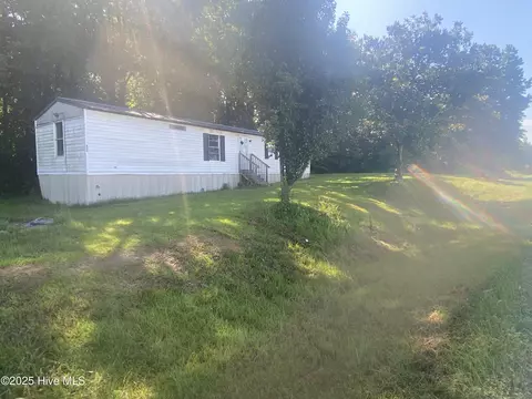 468 Cow Horn Road Rd, Richlands, NC 28574
