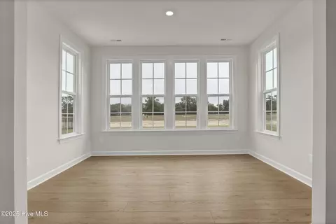 201 Planters Walk, Hampstead, NC 28443 photo 10