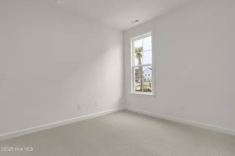 201 Planters Walk, Hampstead, NC 28443 photo 19