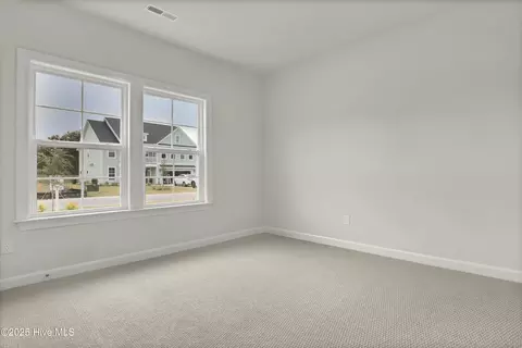 201 Planters Walk, Hampstead, NC 28443 photo 17