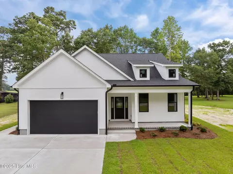 265 Robert Dr, Grifton, NC 28530
