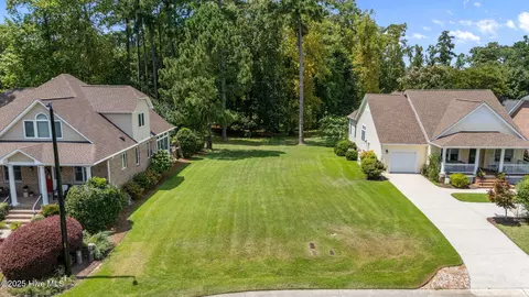 105 Ridge Rd, Chocowinity, NC 27817