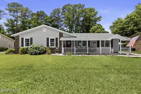 435 Kenwood Dr, Jacksonville, NC 28540