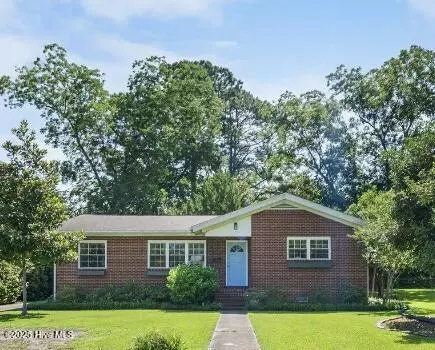 208 N 27th St, Wilmington, NC 28405