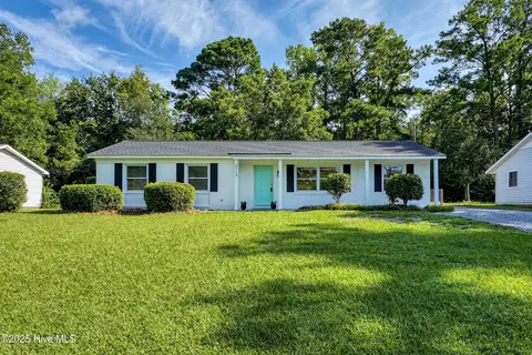 2113 Shirley Rd, Wilmington, NC 28405