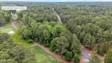 226 Meyer Farm Dr, Pinehurst, NC 28374 photo 2