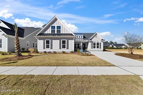 7366 Foxbriar Dr, Leland, NC 28451