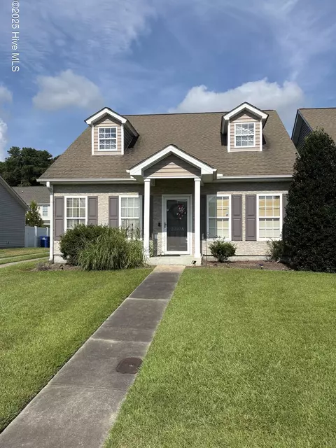 2220 Brookville Dr #A, Greenville, NC 27834