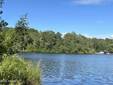 112 American Legion Rd, Rockingham, NC 28379