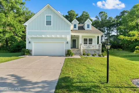 801 Marsh Rose Path NW, Calabash, NC 28467
